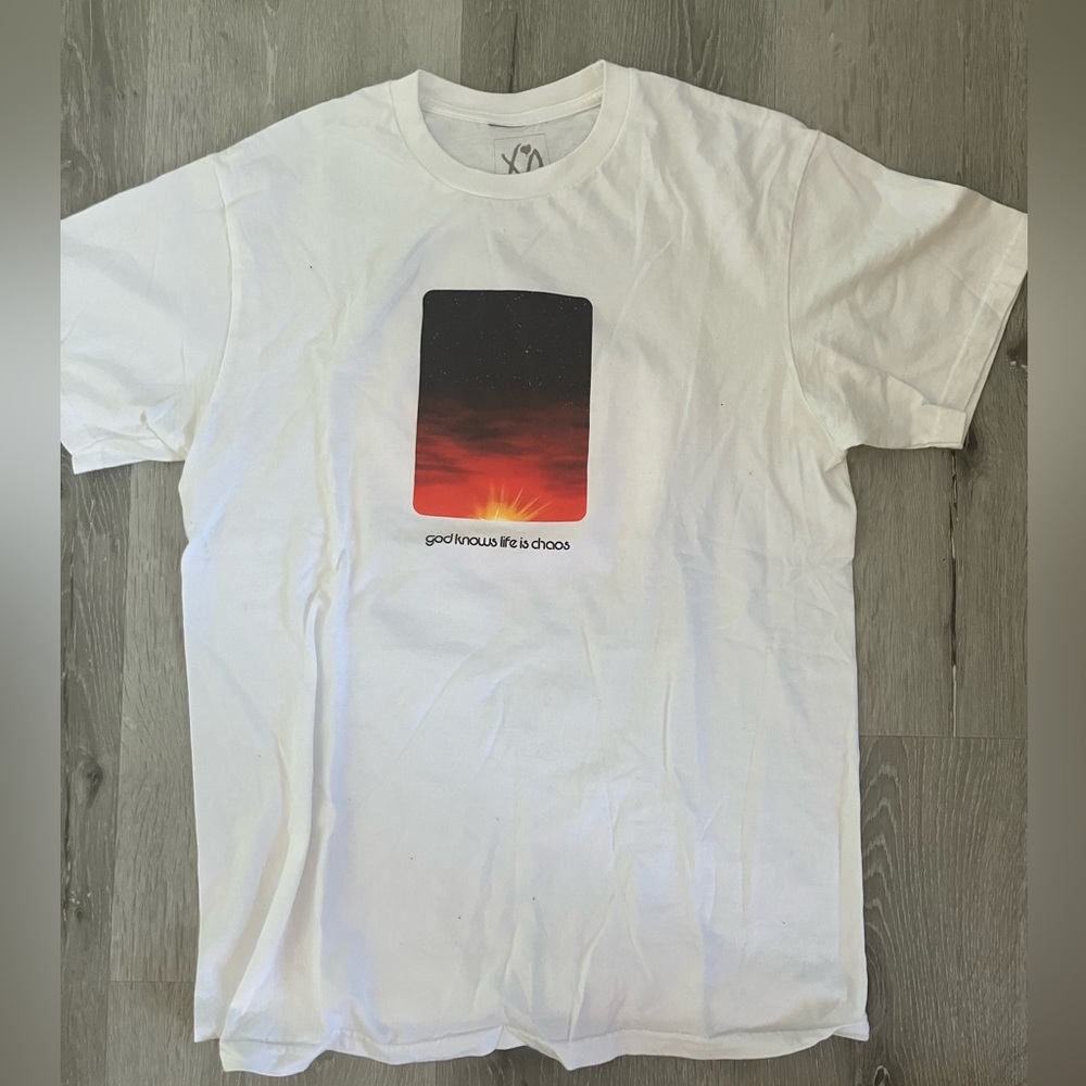 XO graphic tee
